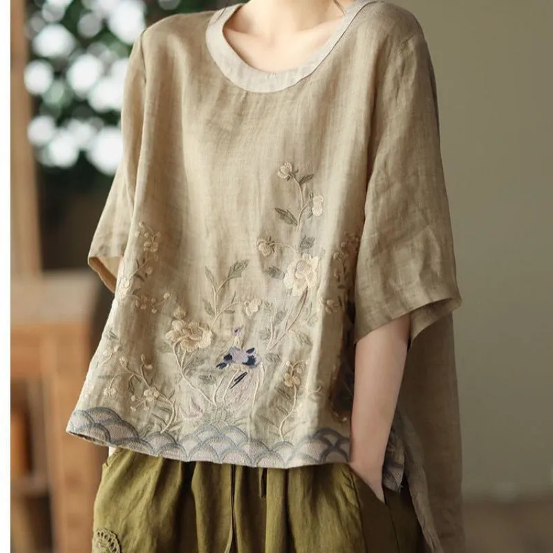 Art Retro Embroidery Top Colored Round Neck Pullover