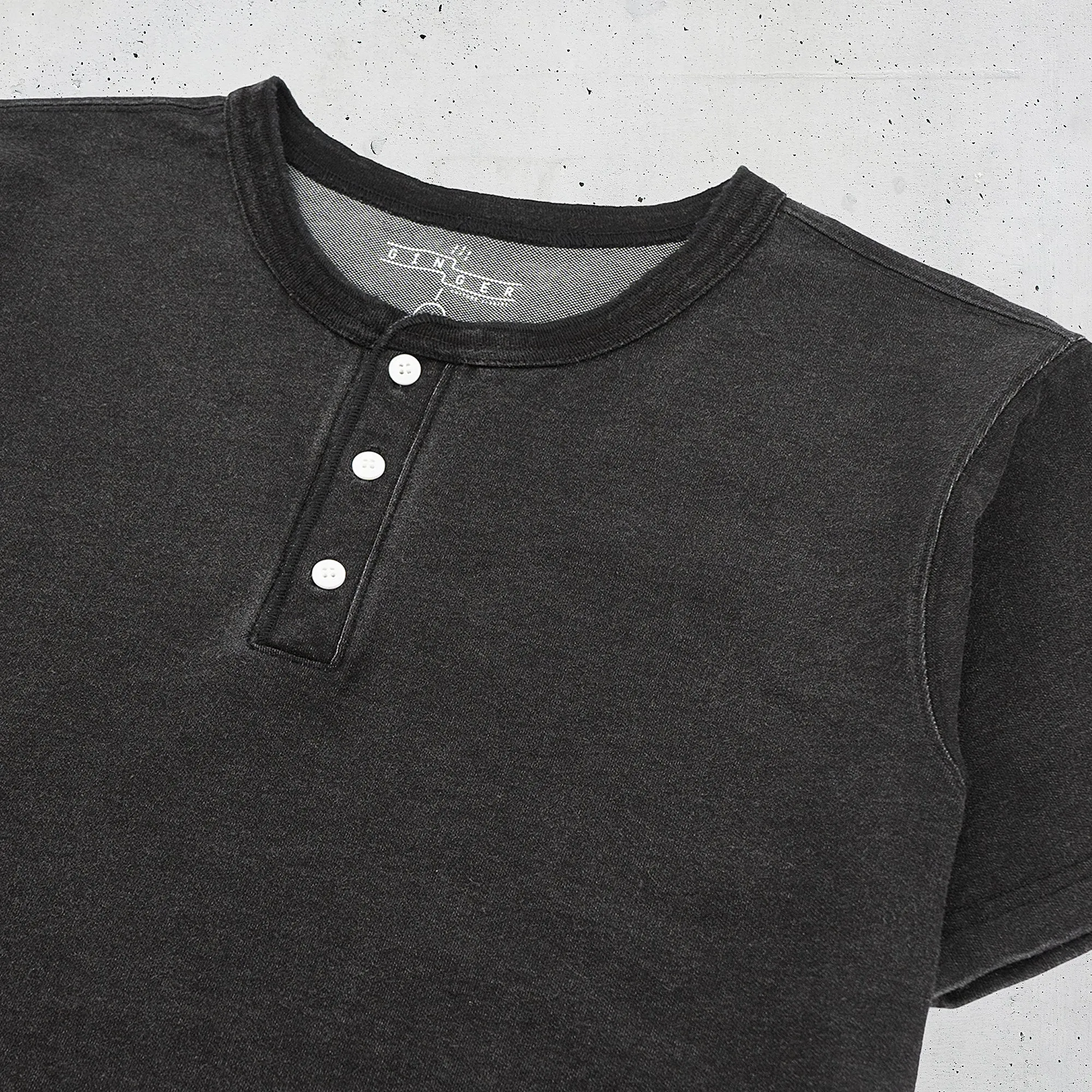 Brand collection 48 - Denim - Henley (black)