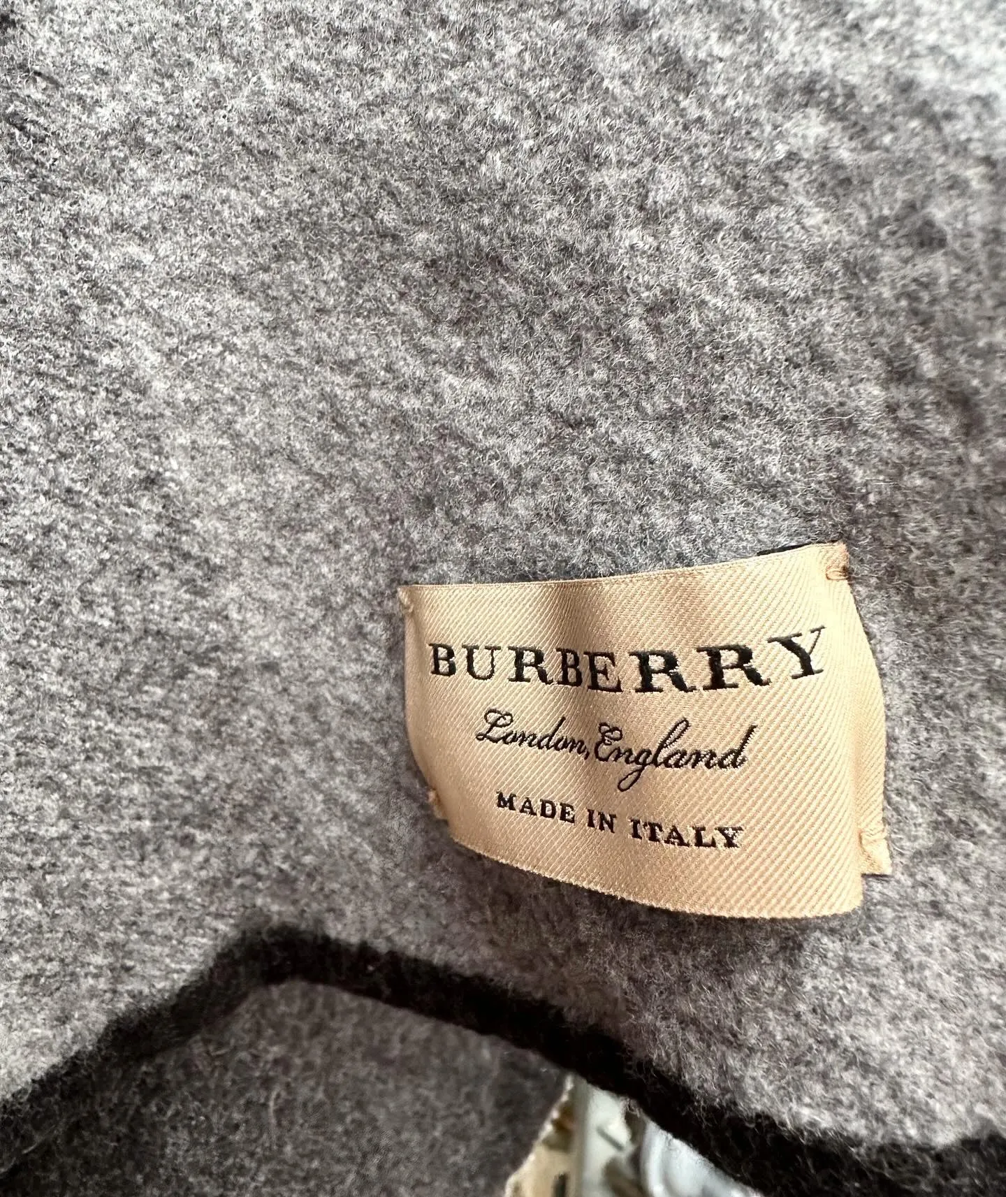 BURBERRY London England Extra Fine Merino Wool Reversible Cape Poncho