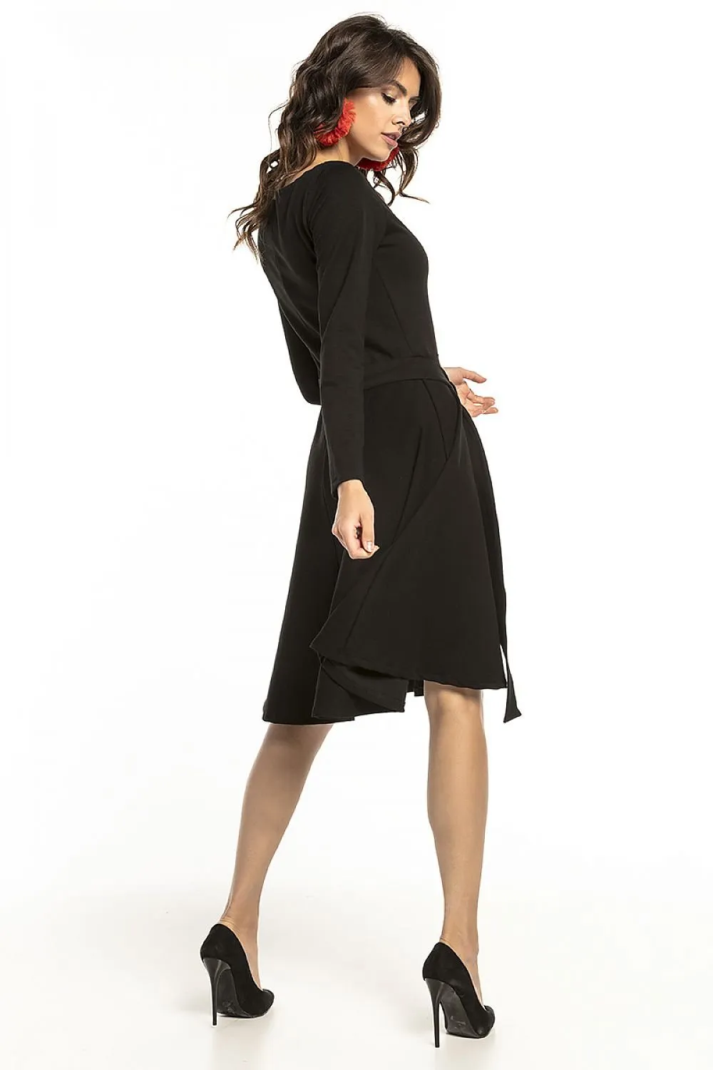 Chic Belted Knit Dress for Everyday Elegance