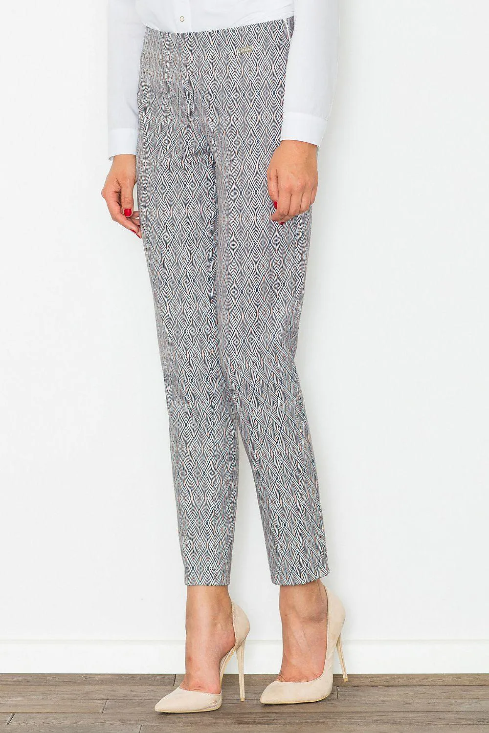 Chic High-Waisted Printed Trousers