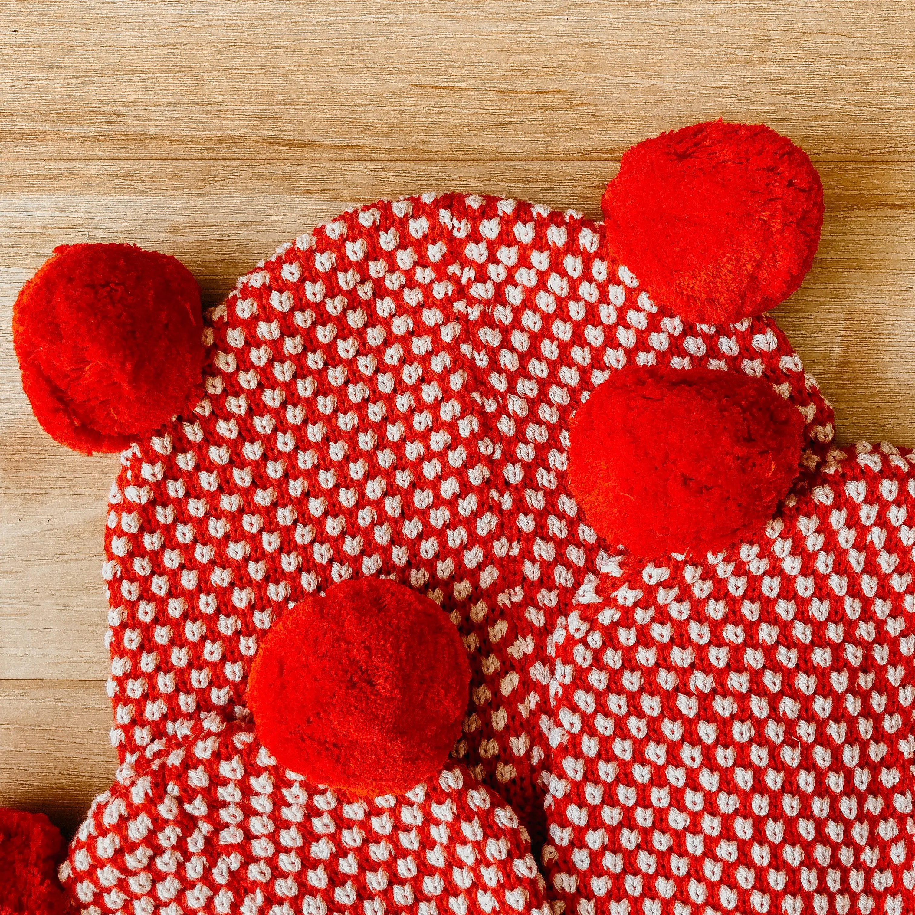 Cotton Knit Pom Pom Hat in Cherry