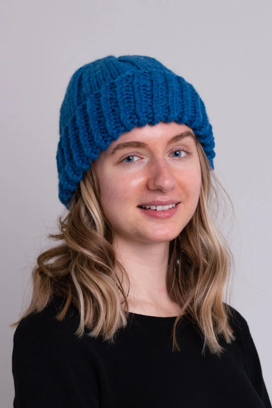 Hand Knit Beanie, Teal, Wool