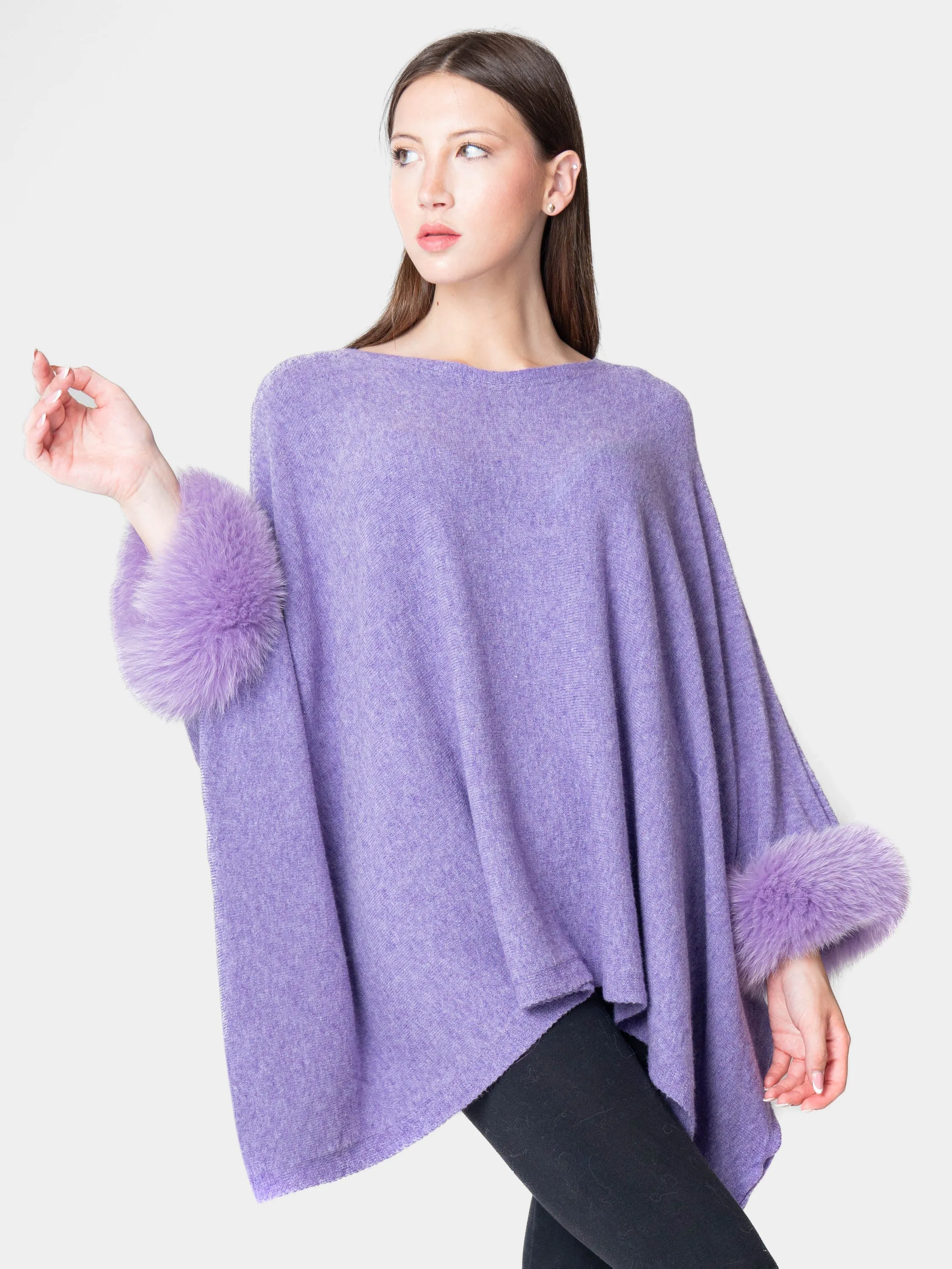 London-Poncho with hair on the Lavender wrists