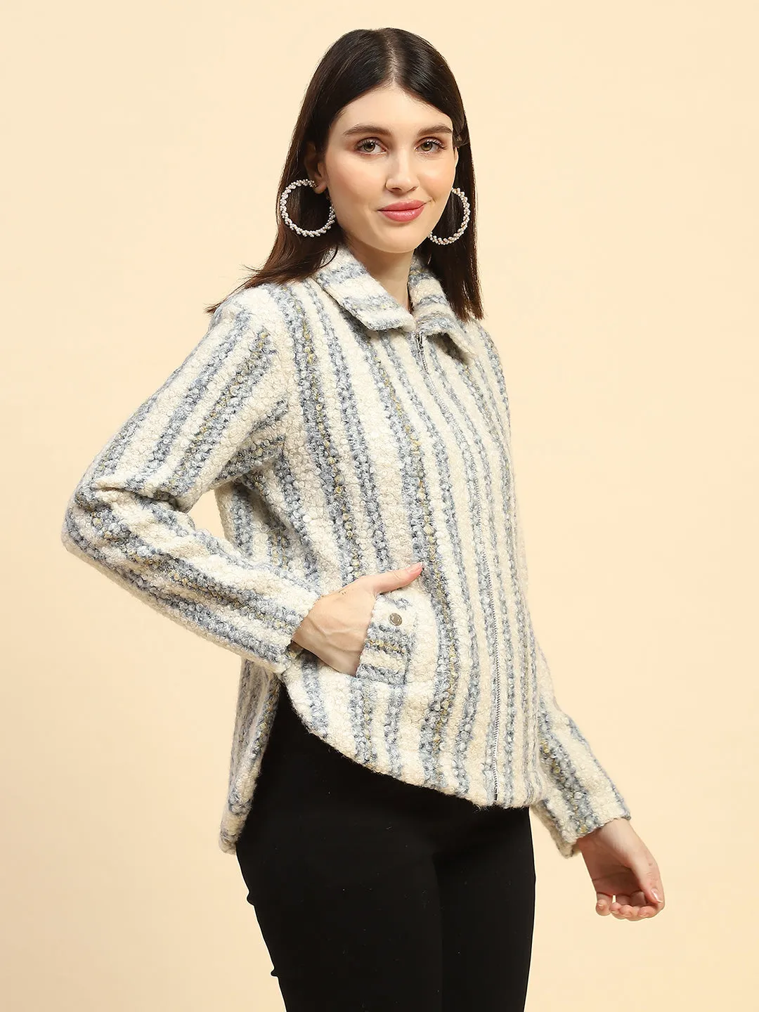 Snow striped Poly Blend Relaxed Fit Sweatshirt