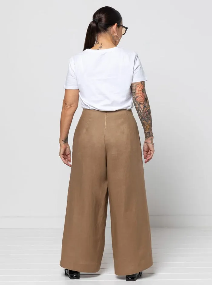 Style Arc - Atlas Woven Pants - Size 18-30